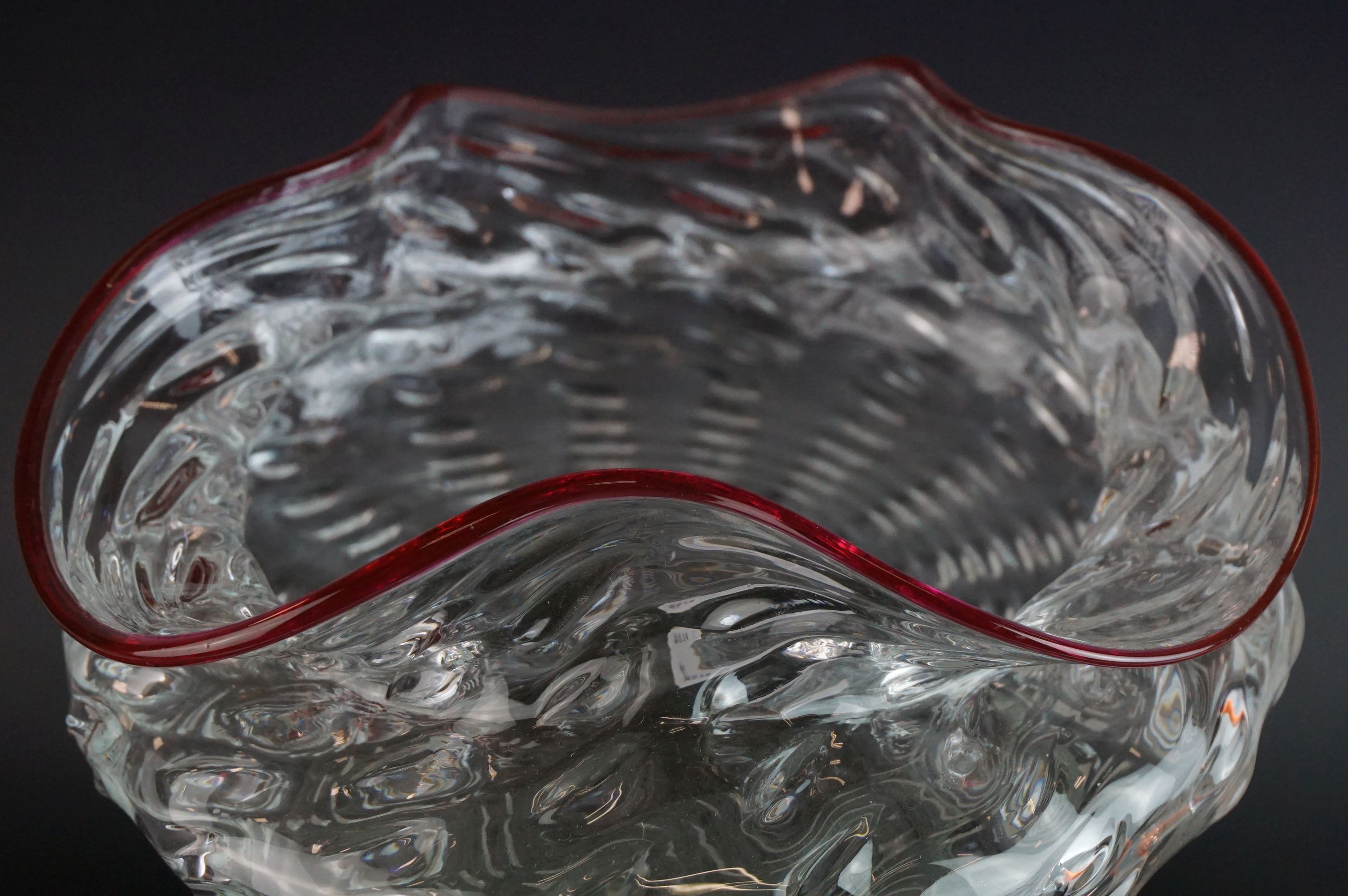 Pair of Victorian spirally moulded bowls, with red glass rims - Image 3 of 8