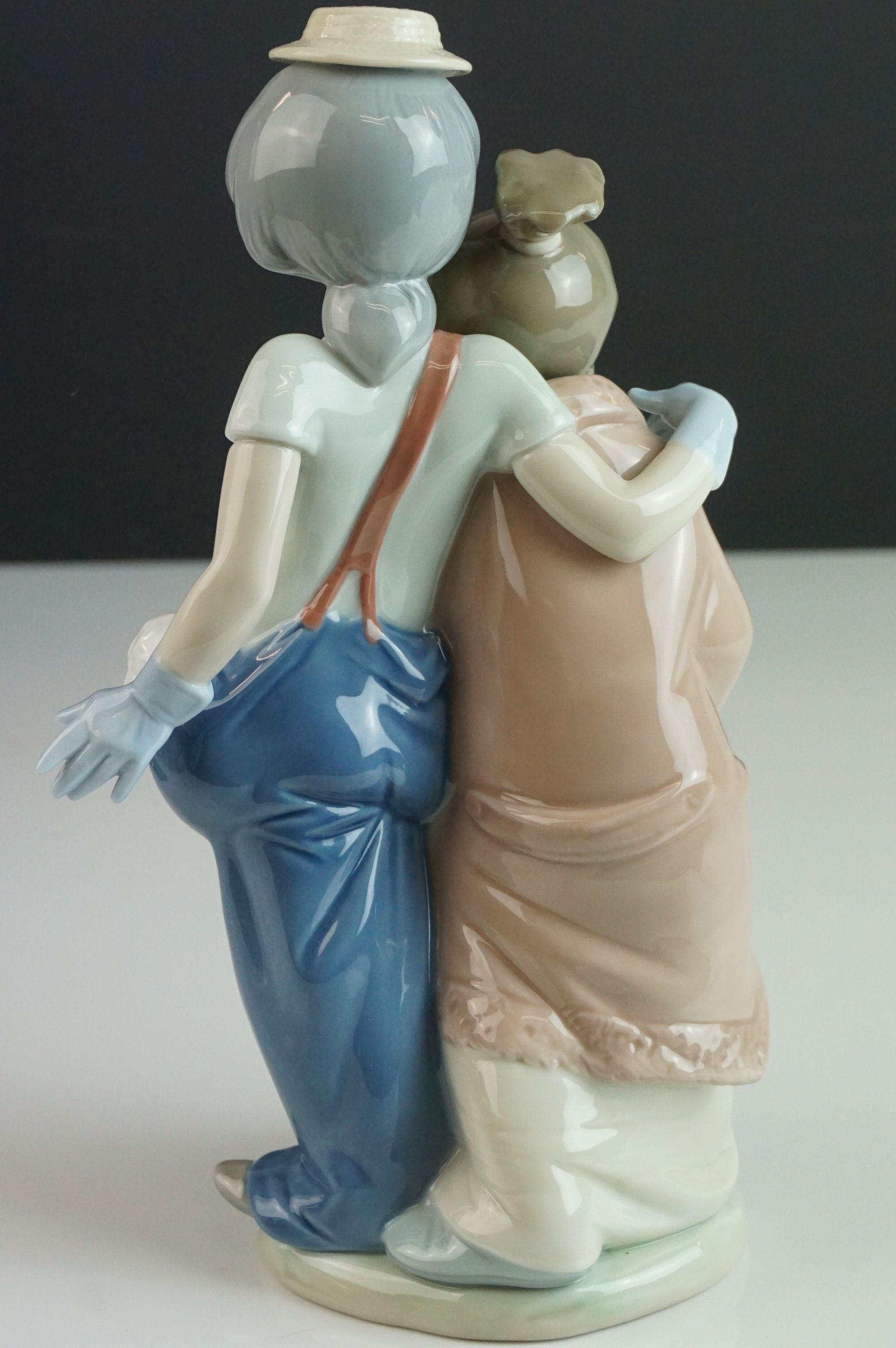 Boxed Lladro Figure ' Forever Pals ' no. 7686, Lladro Society 2000 - Image 4 of 5