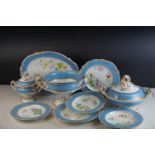 Extensive late 19th Century English porcelain dinner service