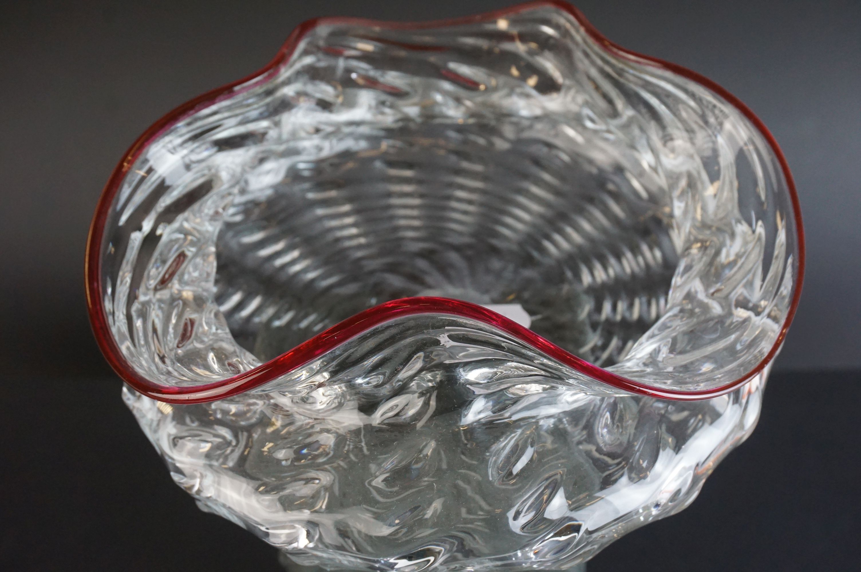 Pair of Victorian spirally moulded bowls, with red glass rims - Image 5 of 8