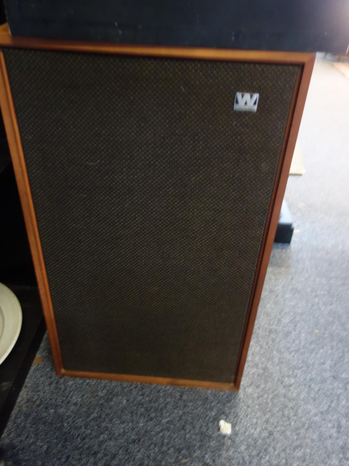 Pair of vintage Wharfedale Speakers, model Dobedale 3 both appear to be in good condition - Image 3 of 3