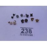 Selection of assorted earrings, 1 pair marked 9ct gold est 30-50