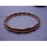 gold bangle 9 grams est 150-200