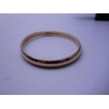 9ct gold bangle 6 grams