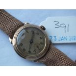 Gents vintage midi 9ct wrist watch, subsidy second dial