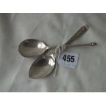 Two preserve spoons – 1 Sheffield 1947 – 41gms