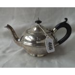 Circular tea pot with rim foot and crested side – London 1910 By C & co. – 233gms all in