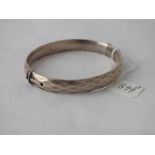 Narrow silver bangle