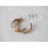 Pair of 9ct half hoop earrings 1gm