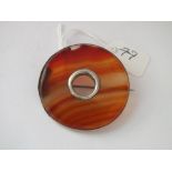 Another smaller circular agate brooch 19g