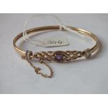 9ct hinged amethyst & diamond bangle