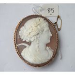Large 9ct mounted cameo brooch of a lady 16cm long