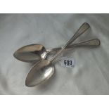 Pair of Georgian OE thread table spoons, Lon 1804 by GW 150g.