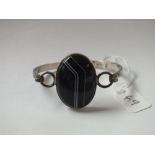 Silver banded agate set bracelet 18g inc