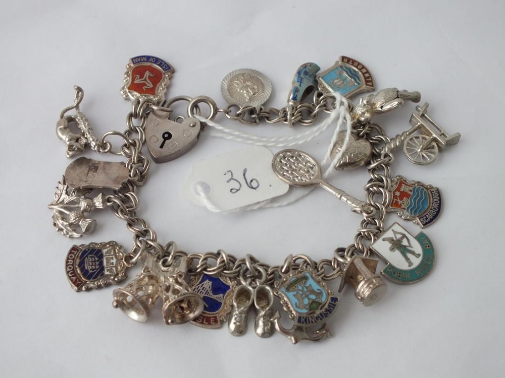 Silver charm bracelet 3.6gms