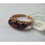 9ct three stone garnet ring approx size Q 3.6g inc