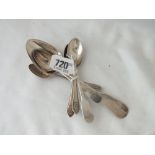 Georgian Irish rat tail fiddle pattern dessert spoon, Dublin 1825 by WC etc. 78g.