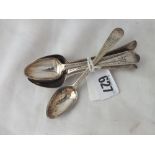 Set of six Georgian bright cut tea spoons, Lon 1788 66g.