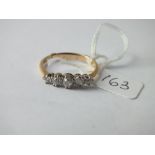18ct gold 5 stone diamond ring – size T