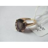 9ct smoky quartz ring – size K – 3.6gms