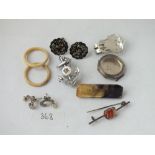 Bag of silver and other costume jewellery