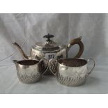 Victorian 3 piece tea set with half fluted bodies – 1894 – 500gms