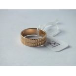 9ct wide wedding band approx. size N 3.3g