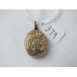 9ct engraved oval back and front locket