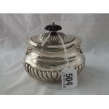 Oval bombe shaped half fluted tea caddy with hinged cover – B’ham 1905 By WD – 165gms