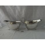 Pair of sauce boats each on 3 pad feet – B’ham 1933 – 310gms