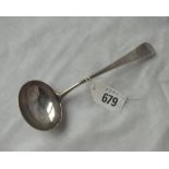 George III sauce ladle with crested terminal – 1792 by RC
