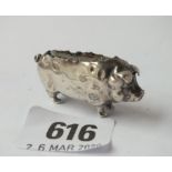 A pin cushion in form of a sow – 1.3/4” long – B’ham 1905 by L&S