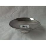 Circular Japanese dish on rim foot – 4” diameter – 88gms