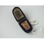 9ct thimble in fitted box 3.8g