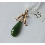 18ct gold jadeite pendant