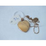 9ct back and front hinged locket on 9ct chain, 6.8g