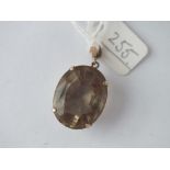 Large smoky quartz and pendant in gold mount, 82g