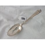 Georgian Hanoverian pattern table spoon probably 1730 by RP