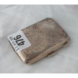 Cigarette case engraved with scrolls – B’ham 1929 46g