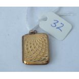 Oblong 9ct back and front locket, 5g