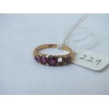 Garnet and rose diamond half hoop ring (stone missing), size L, 3.3g