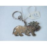 Lion decorated silver key ring