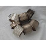 Seven various napkin rings, 171g