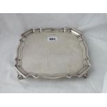 A George II plain salver on four bracket feet 8” wide – Sheffield 1904, 450g