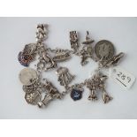 A silver charm bracelet, 44g