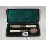 An attractive Edwardian butter knife and jam spoon, MOP handle – B’ham 1905