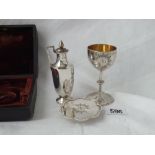 A good quality Victorian Communion set in fitted case – London 1946 by C.R.G.S