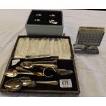 FOUR STAINLESS STEEL NAPKIN RING IN BOX, A COMB AND A CASE WITH VARIOUS PLATED ITEMS