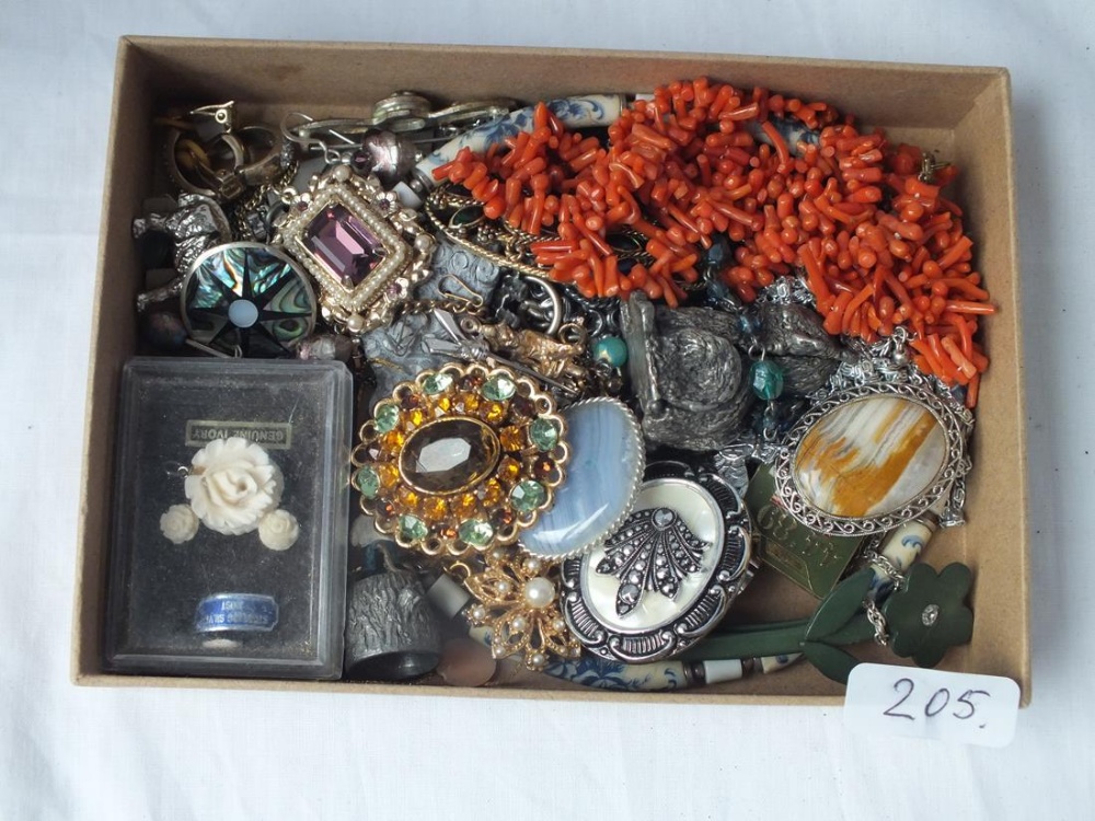 Carton of costume jewellery