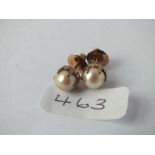 Pair of gold & pearl stud earrings